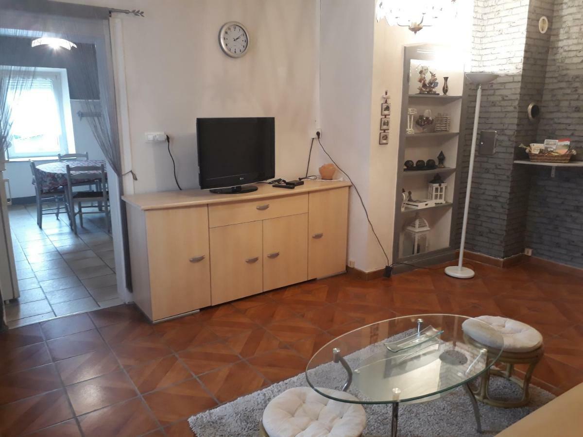 Appartement A L'Ombre De La Cascade à Lemberg Extérieur photo